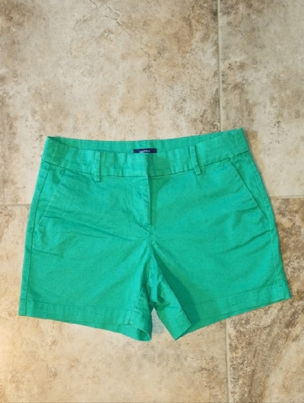 Nautica Bright Green Women's Bermuda Shorts Size 4
